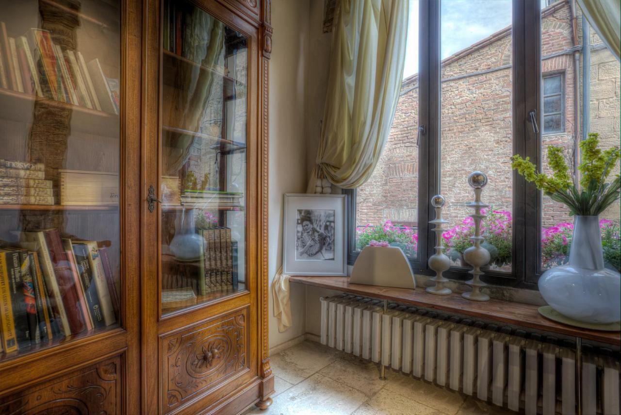 Torre Dei Serviti Siena Dış mekan fotoğraf